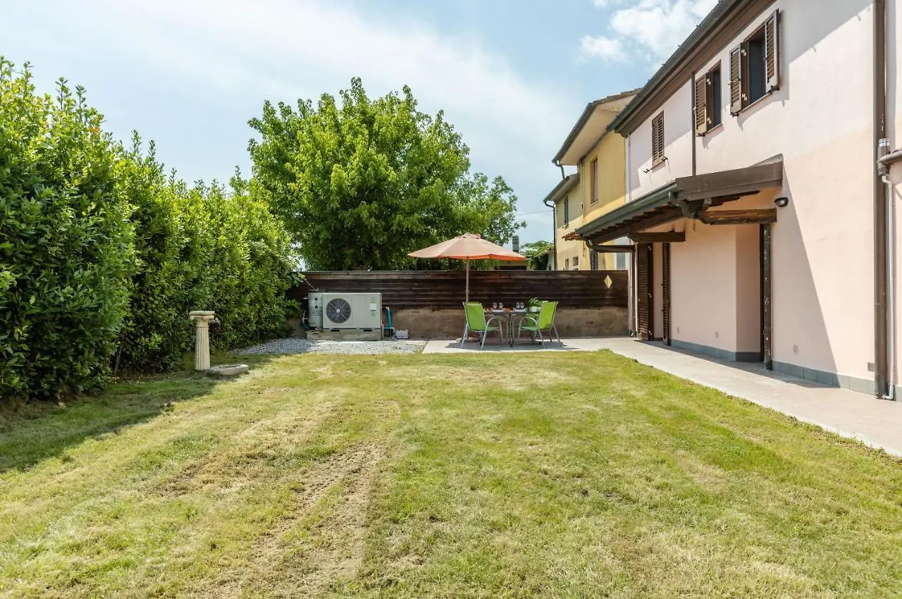 Lejlighed Countryside Apt With Swimming Pool And Parking Cascina
