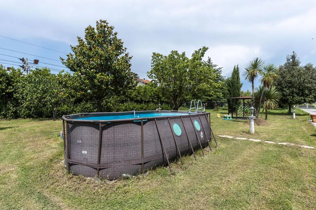 Countryside Apt With Swimming Pool And Parking Cascina